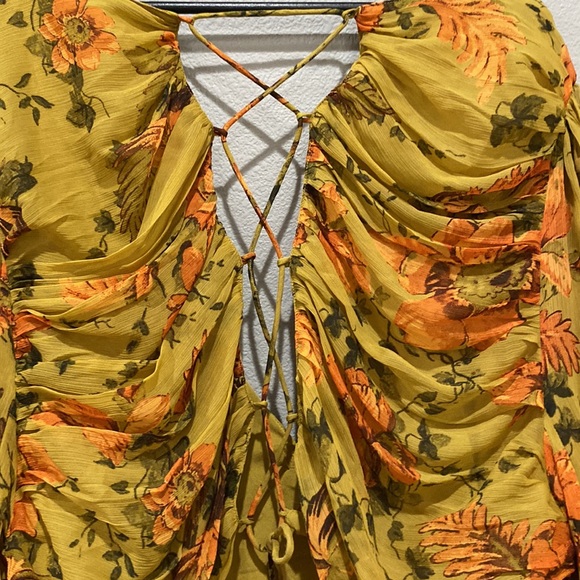 ASOS Curve Mustard Yellow Floral Long Sleeve Lace Up Back Dress Size 26 - Picture 3 of 6